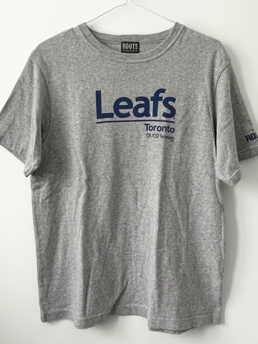 VINTAGE Roots Athletics Toronto Maple Leafs shirt 01/02 season